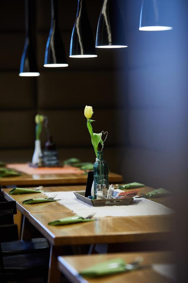 Hotel Goll Pforzheim-Niefern Экстерьер фото